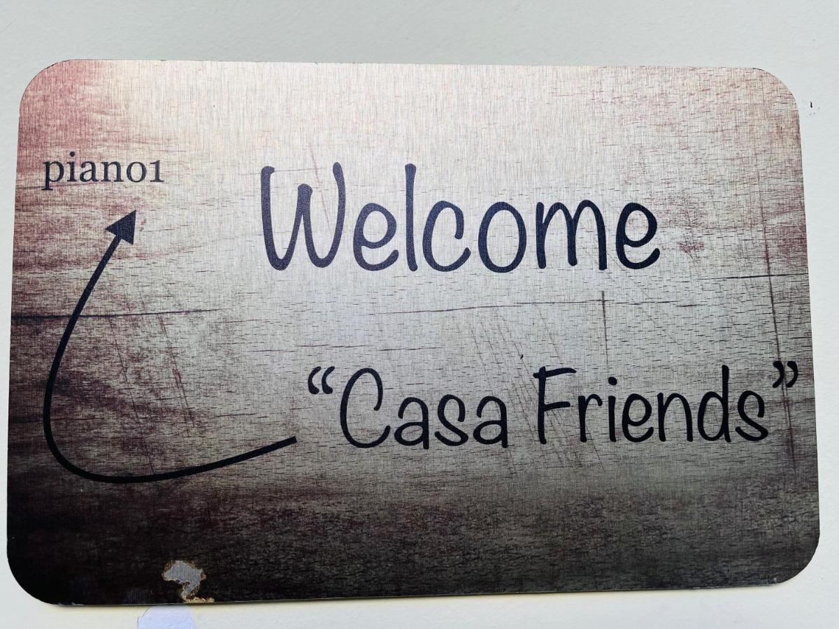 Pensión Casa Friends Lingotto Ospedali Metro Spezia *