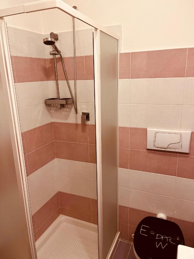 Casa Friends Lingotto Ospedali Metro Spezia Pensión
